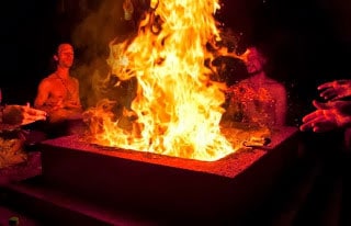 Fire ceremony at Guruji's temple